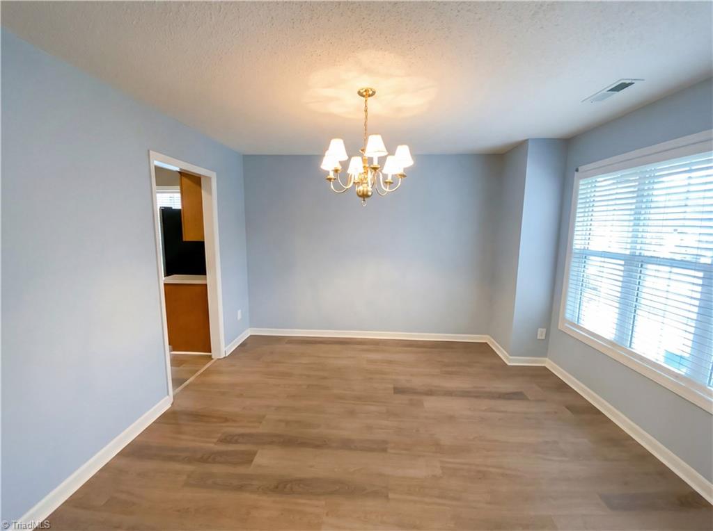 property viewer photo 5
