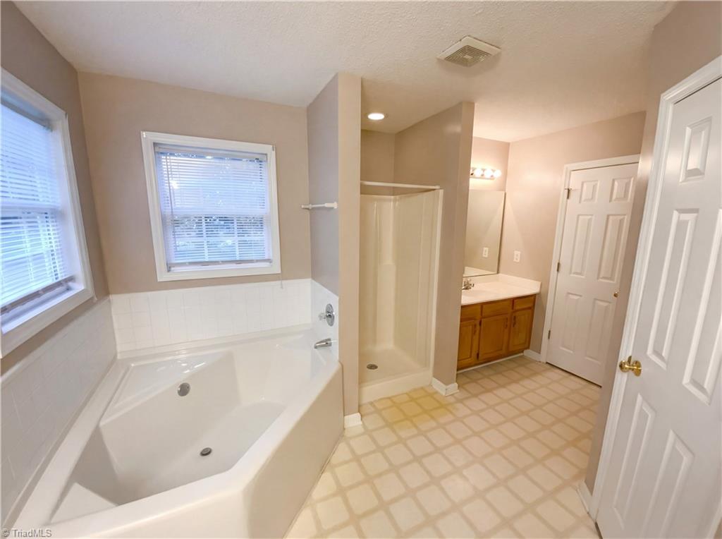 property viewer photo 8