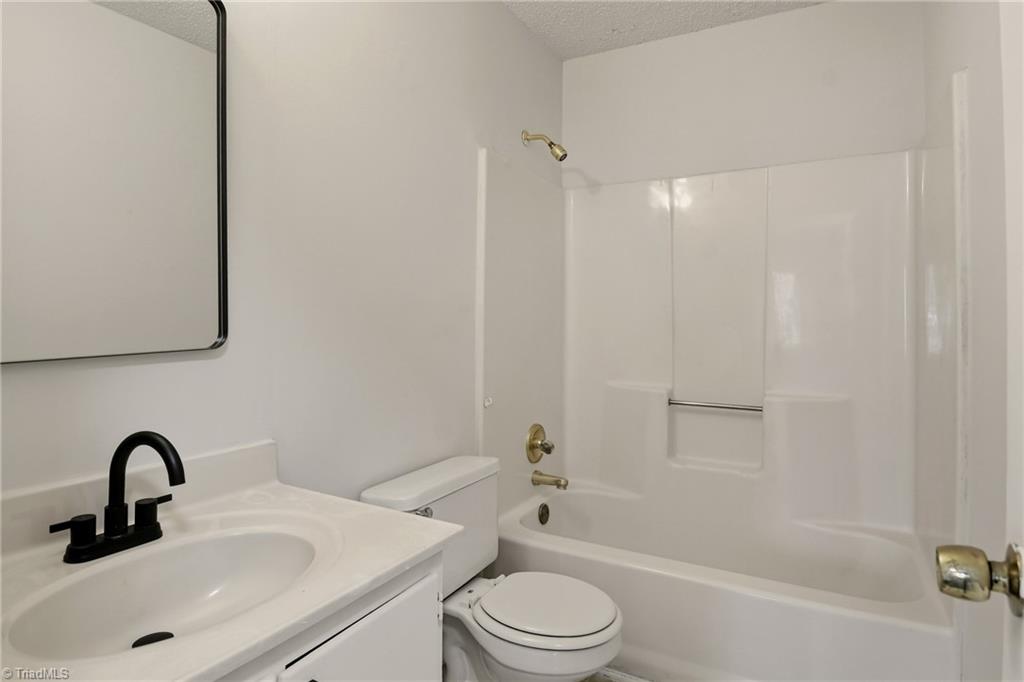 property viewer photo 14