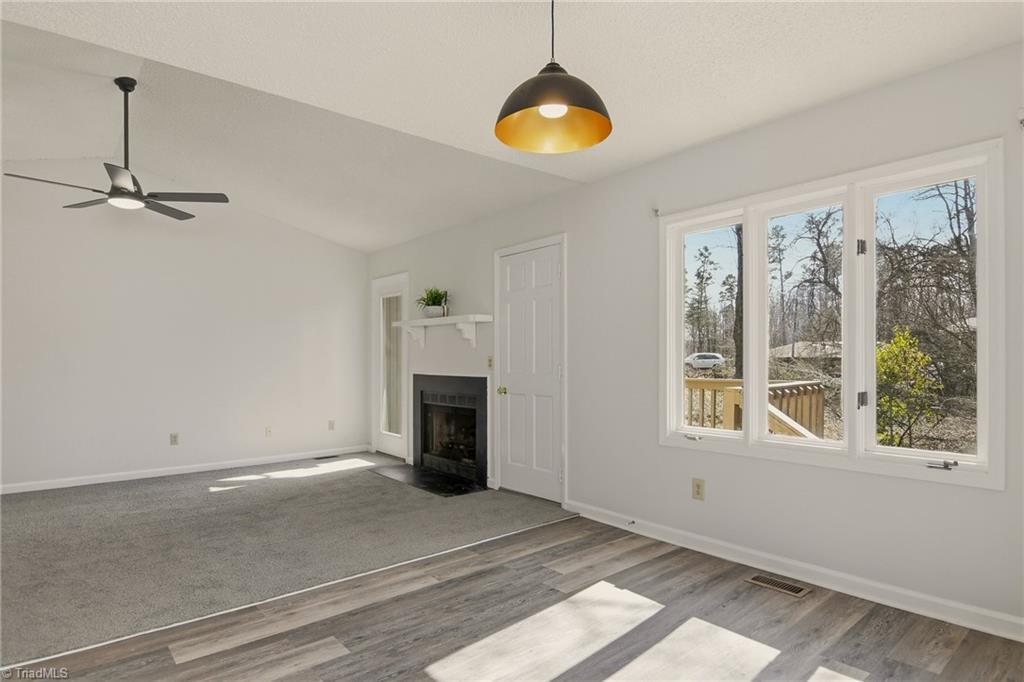 property viewer photo 5