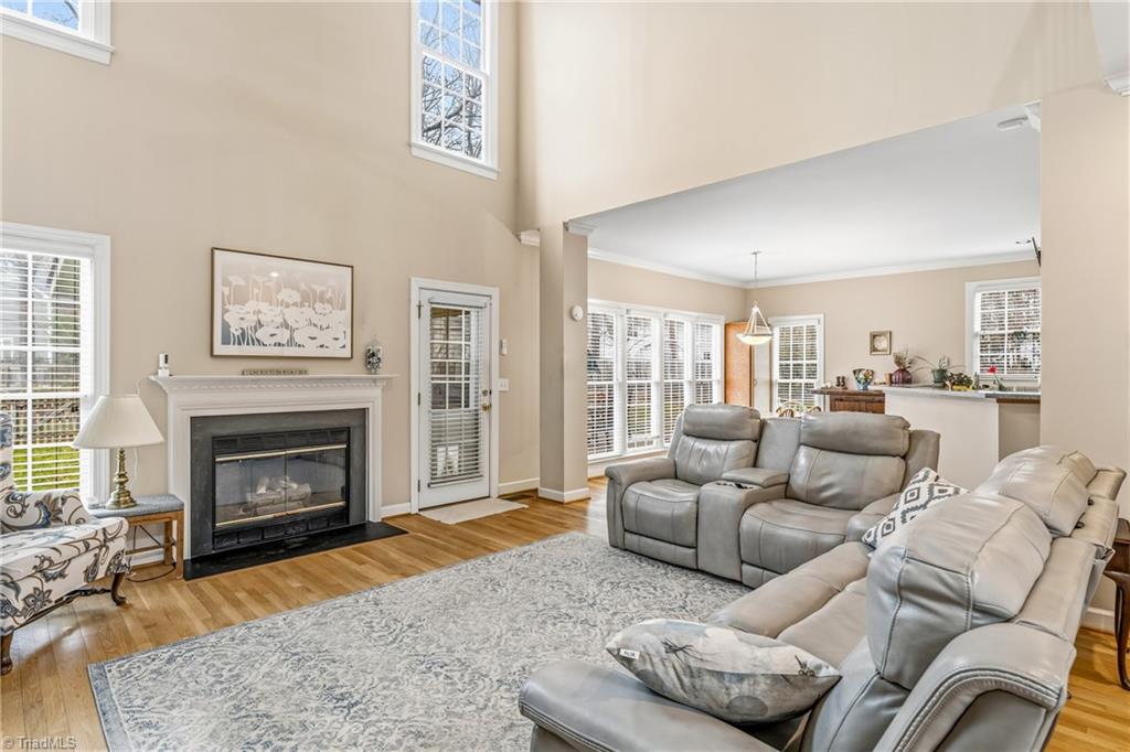 property viewer photo 30