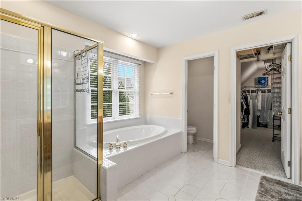 property viewer photo 41