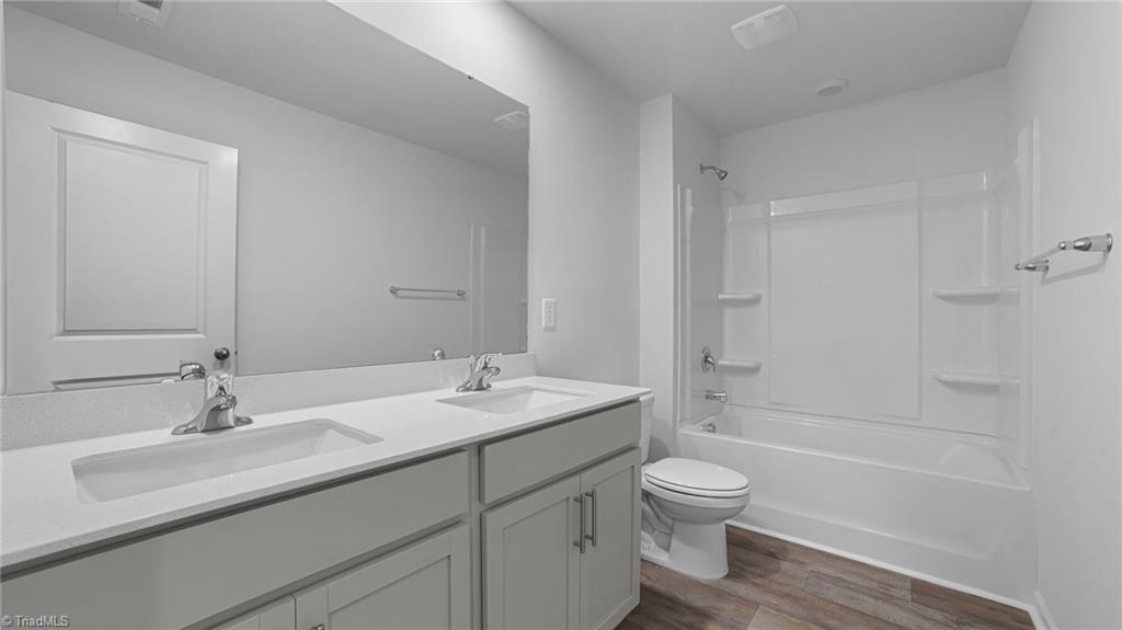 property viewer photo 24
