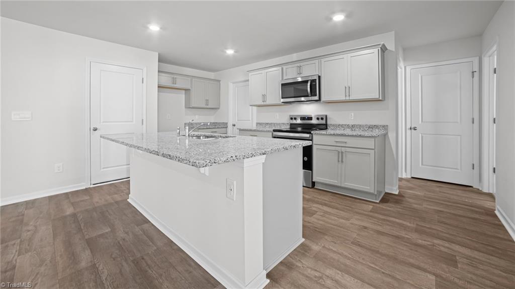 property viewer photo 7