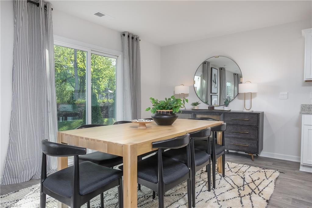 property viewer photo 10
