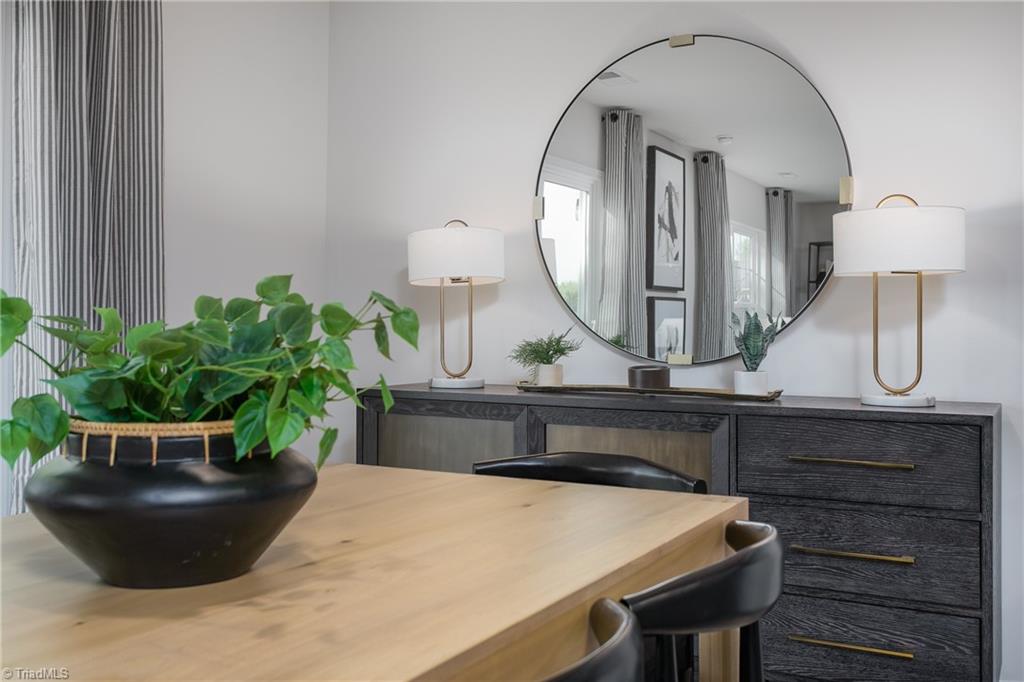 property viewer photo 13