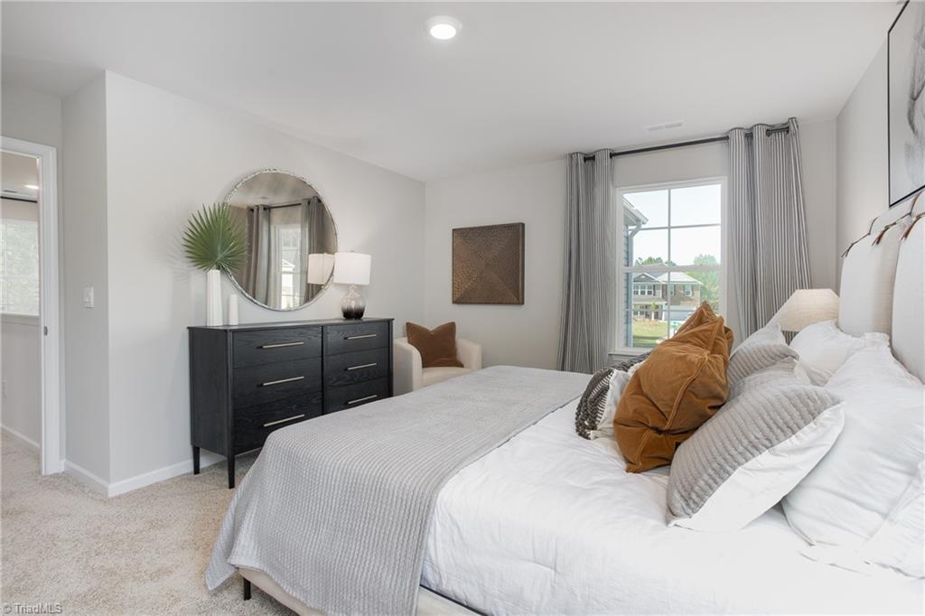property viewer photo 18