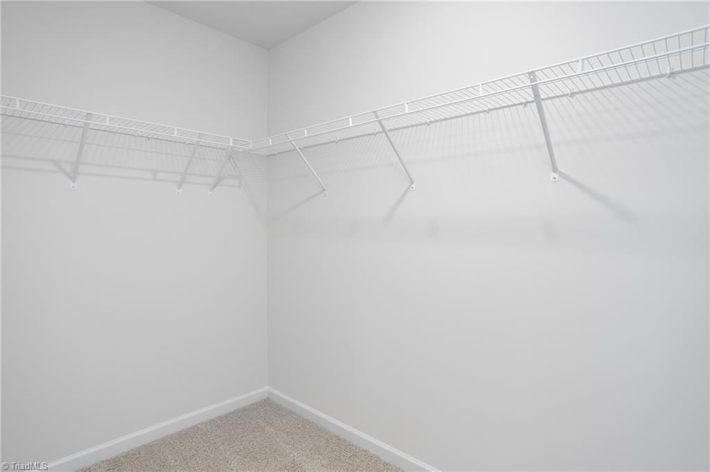 property viewer photo 23