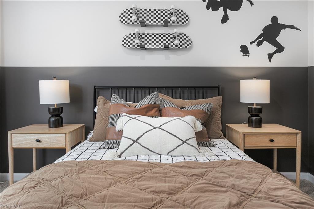 property viewer photo 25
