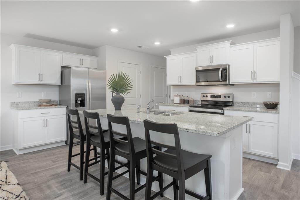 property viewer photo 7