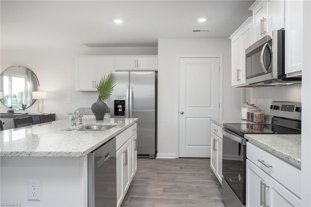 property viewer photo 8