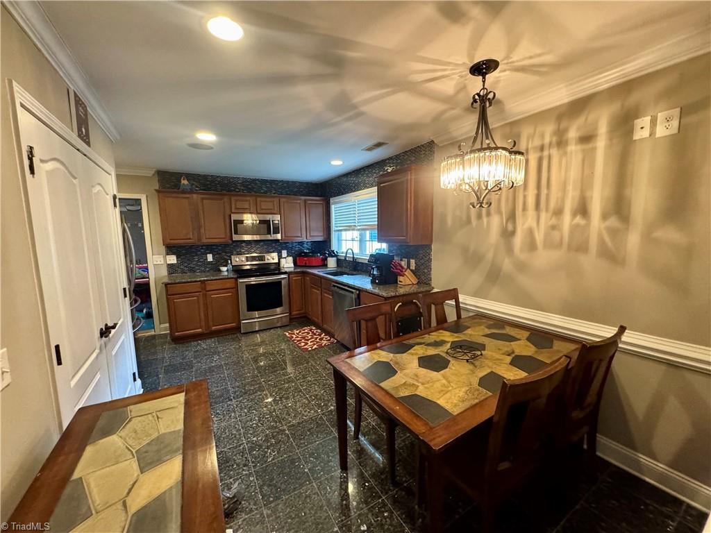 property viewer photo 1