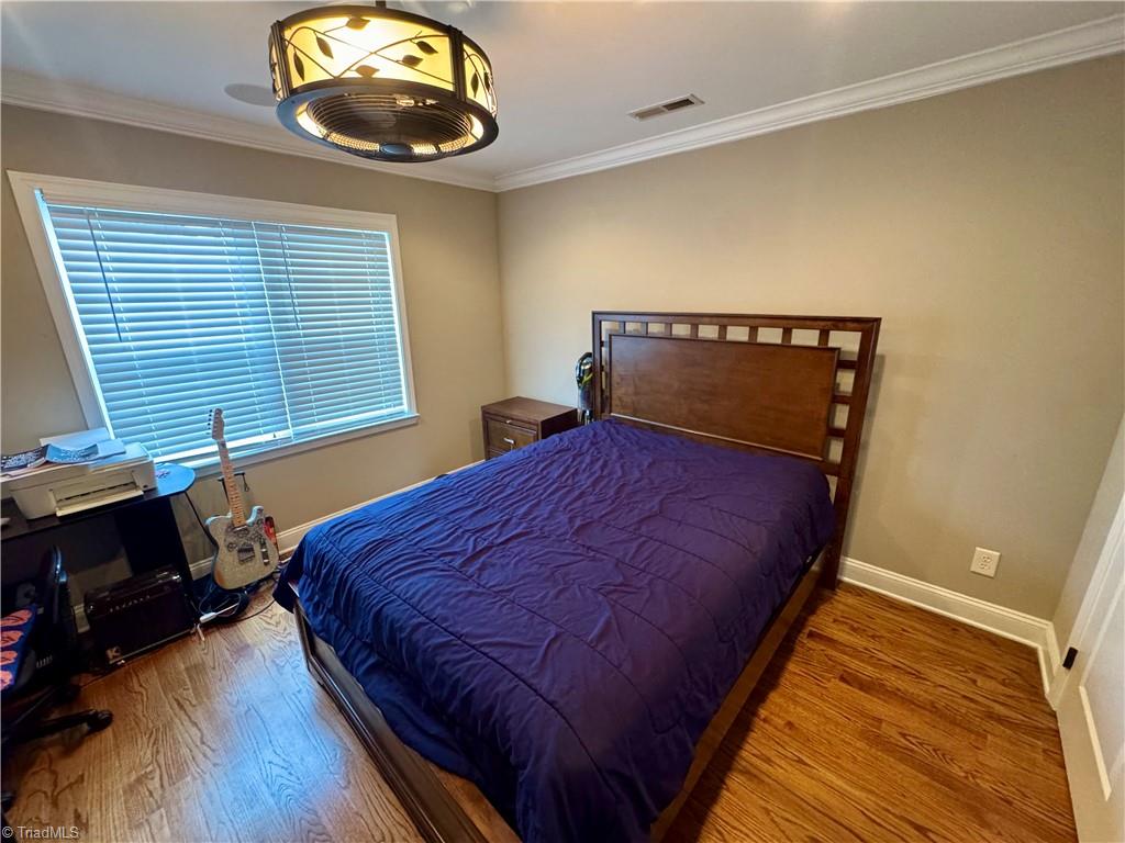 property viewer photo 4