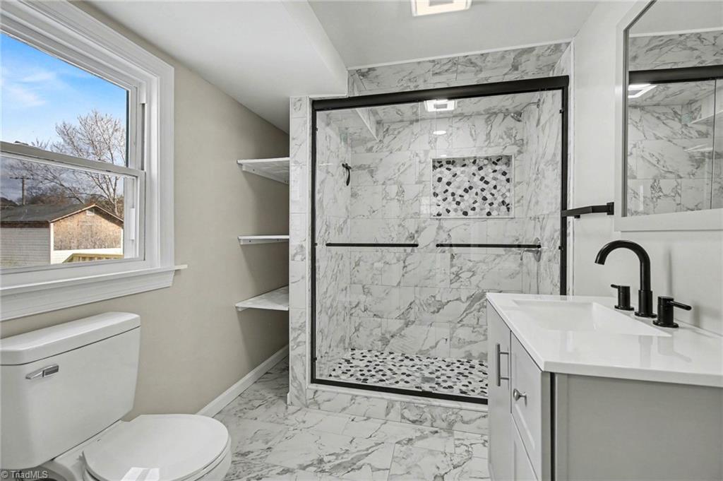 property viewer photo 18