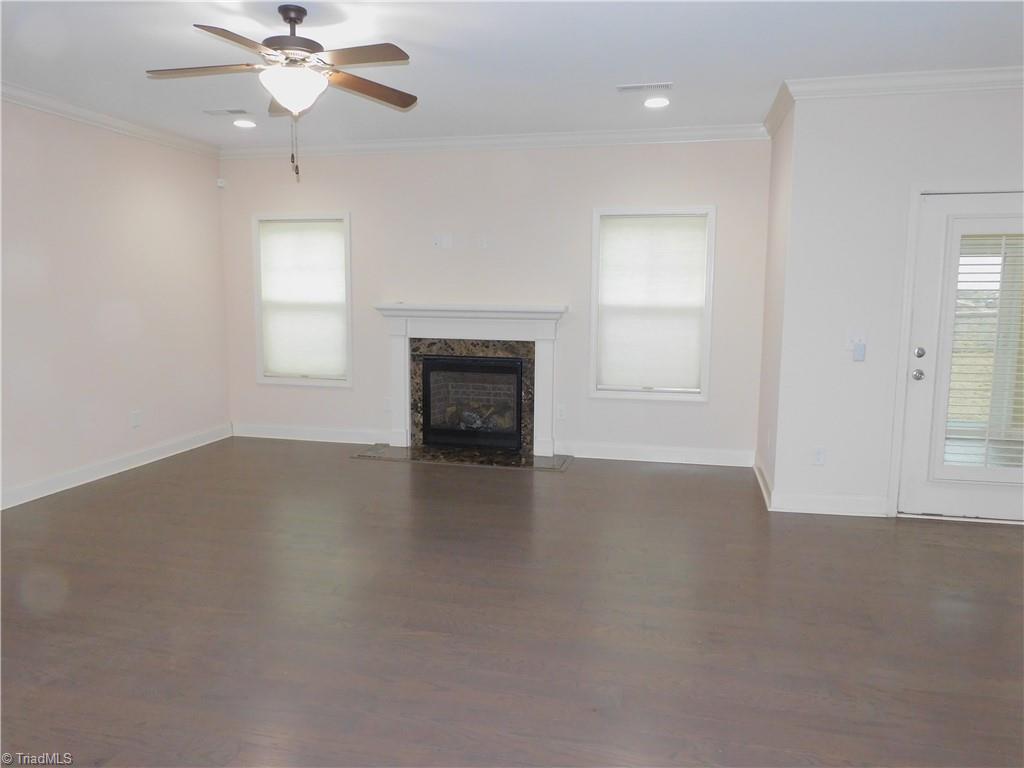 property viewer photo 1
