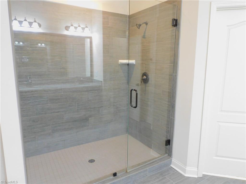 property viewer photo 19