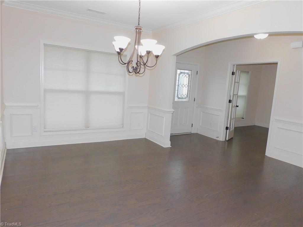 property viewer photo 9