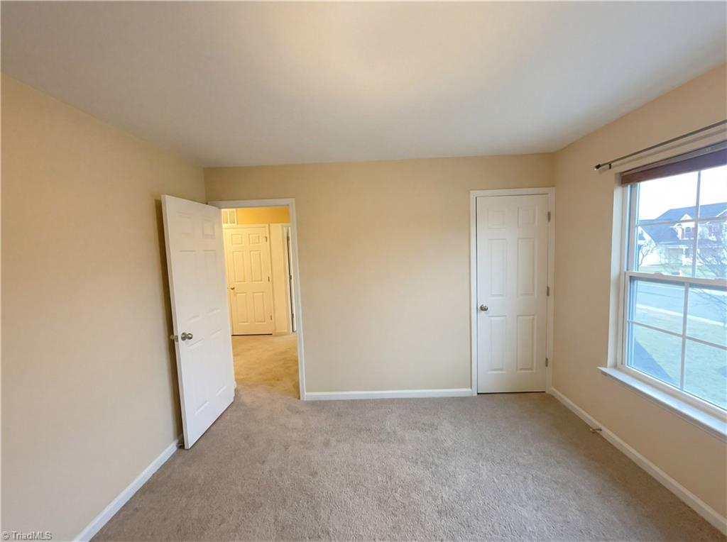 property viewer photo 15