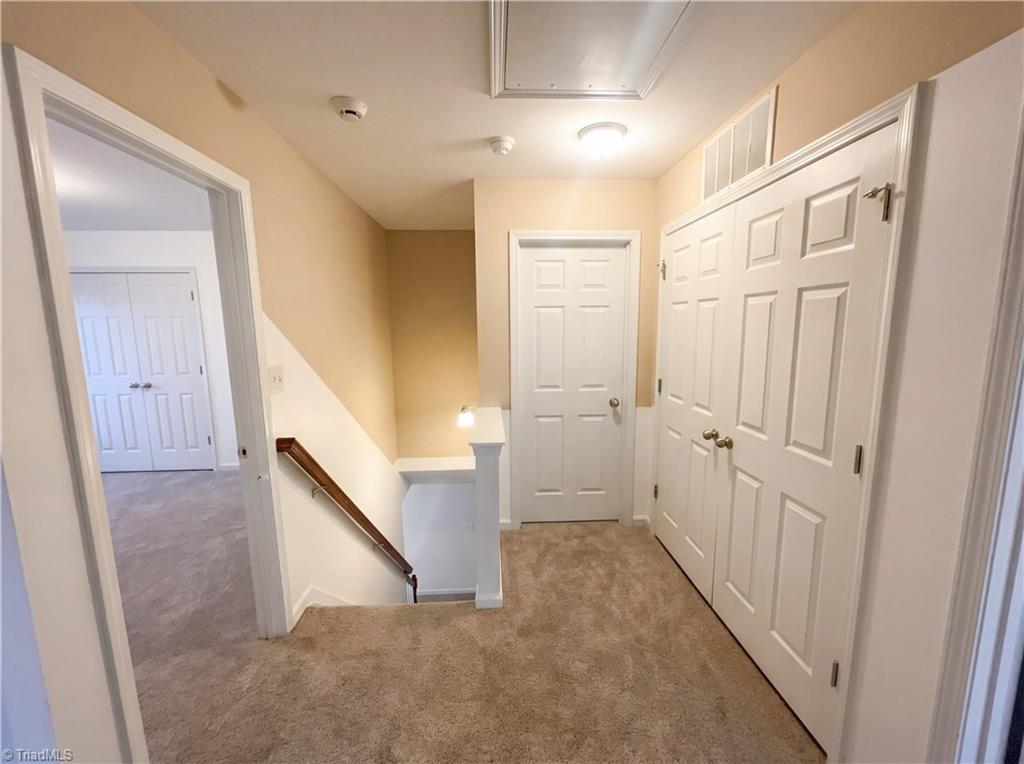 property viewer photo 19