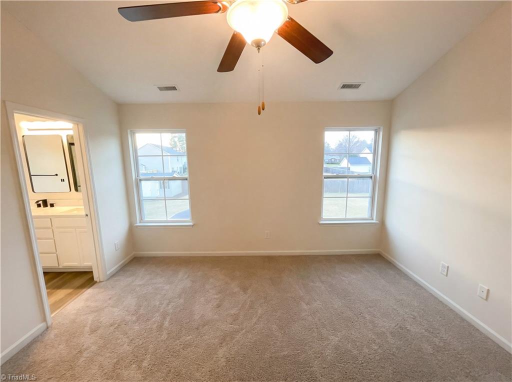 property viewer photo 3