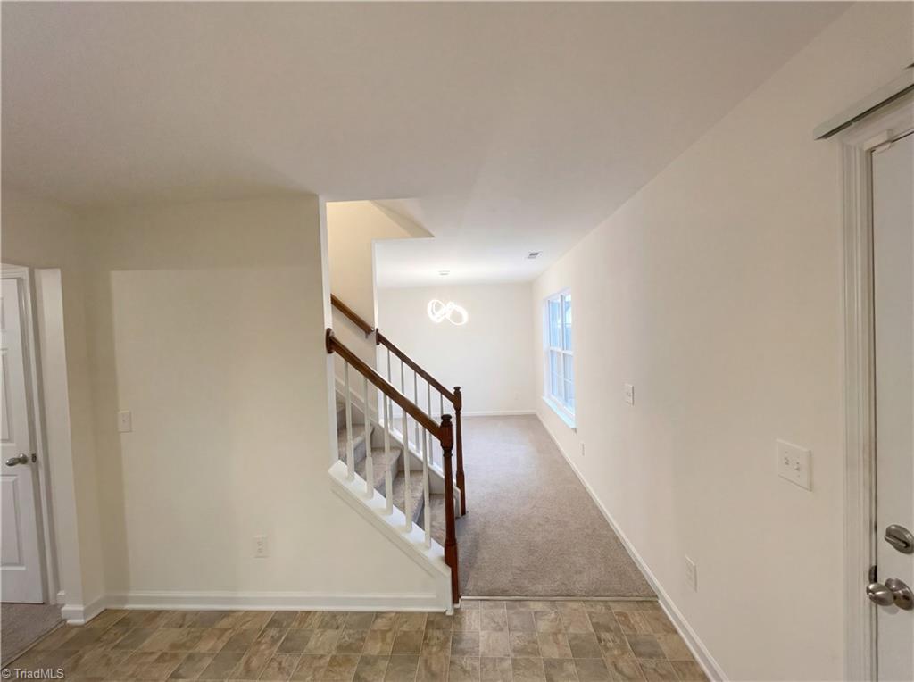 property viewer photo 9