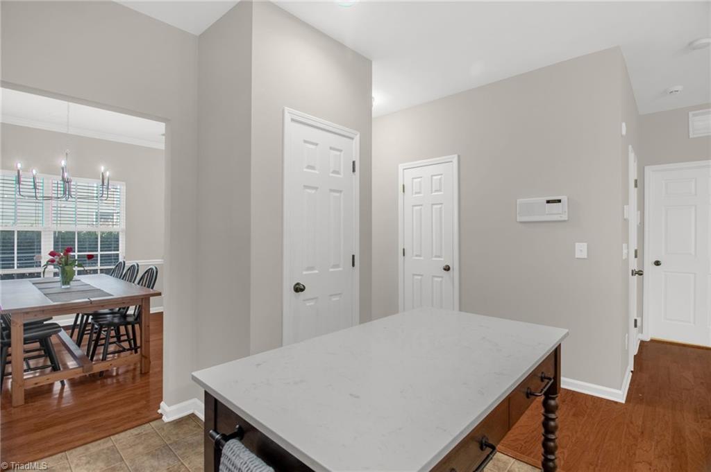 property viewer photo 10