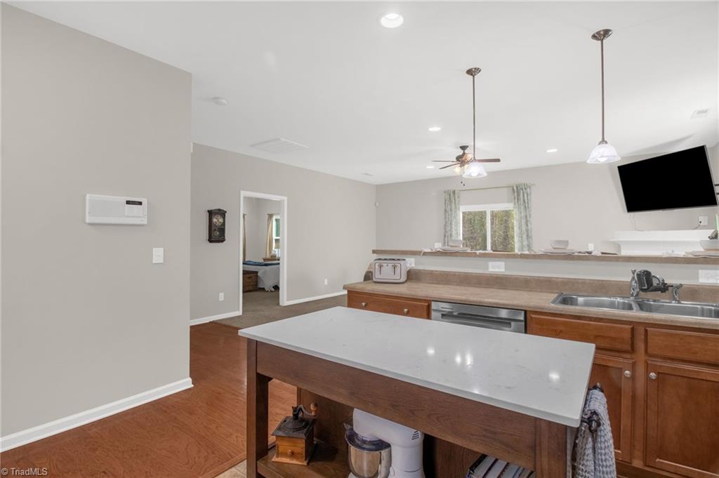 property viewer photo 11