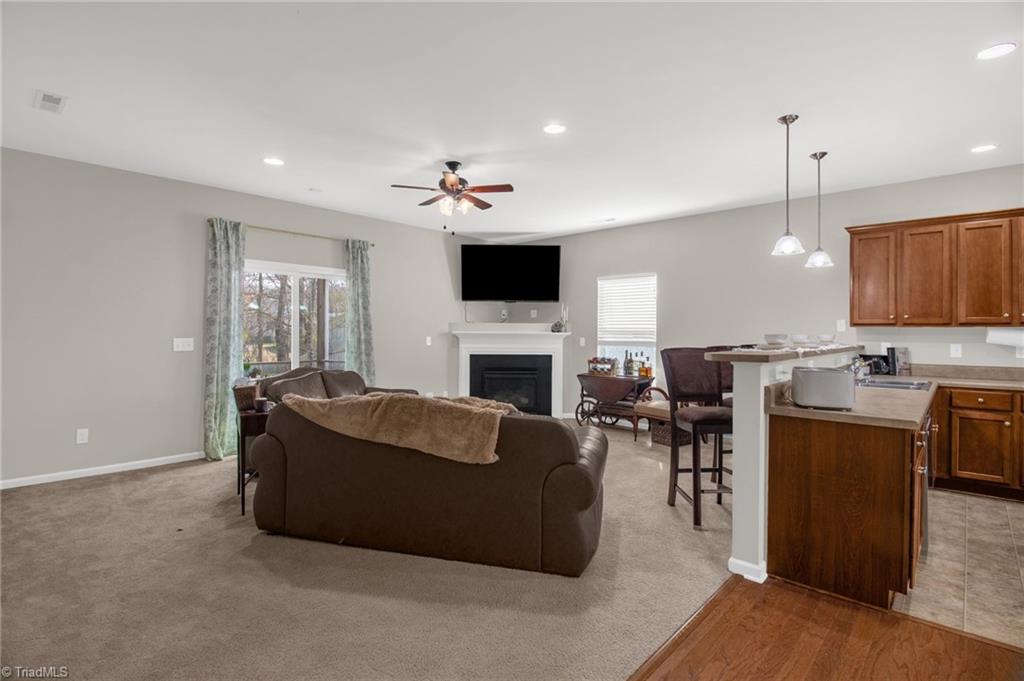property viewer photo 12