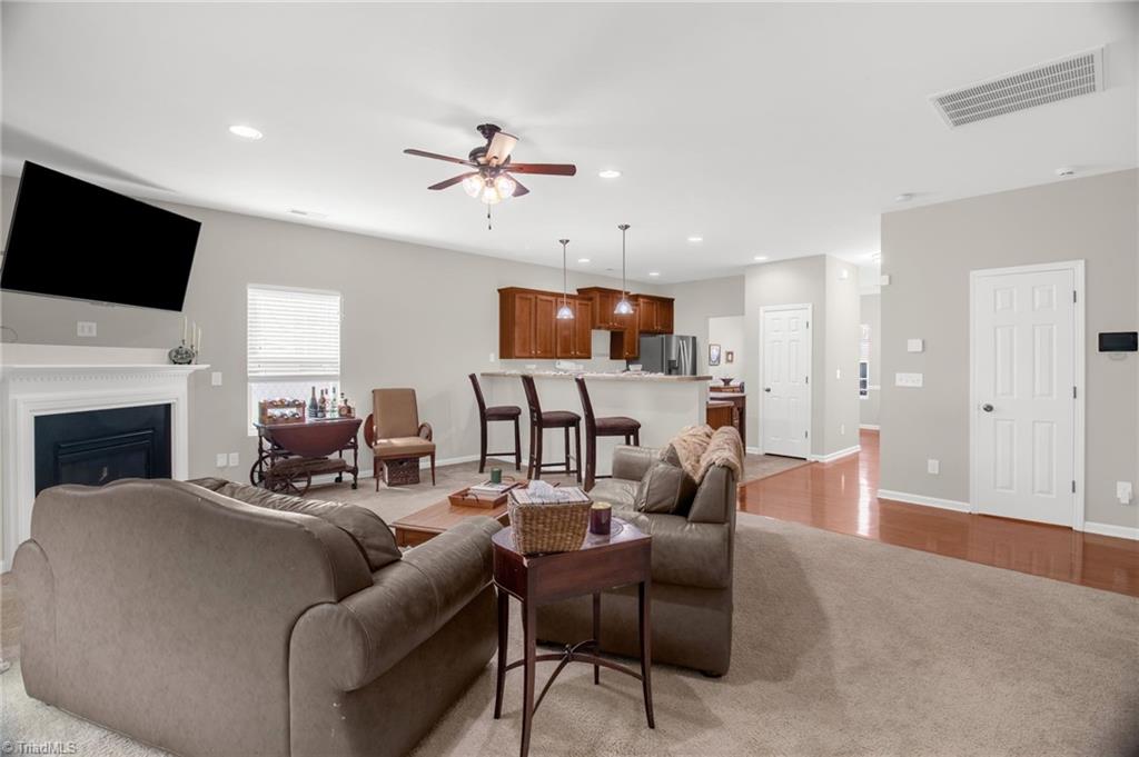 property viewer photo 13