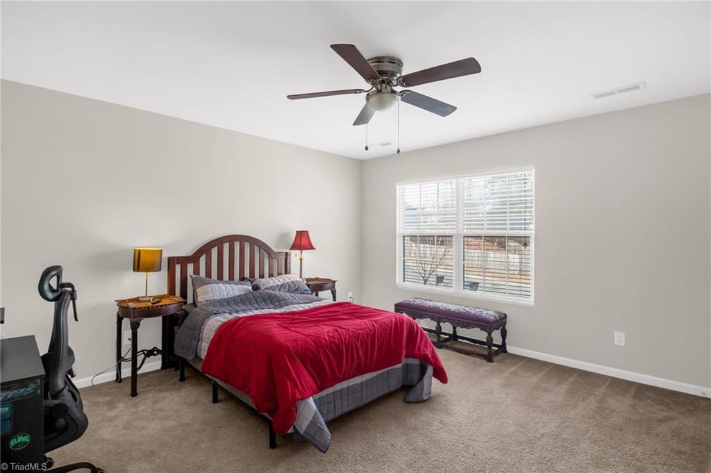 property viewer photo 31