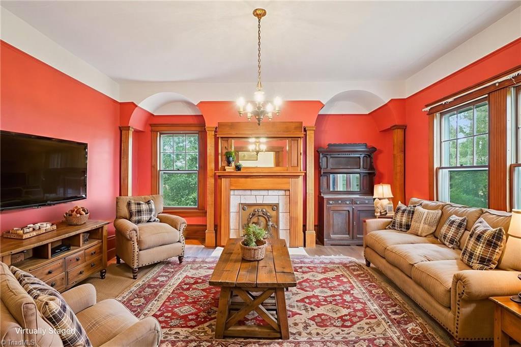 main property photo 4