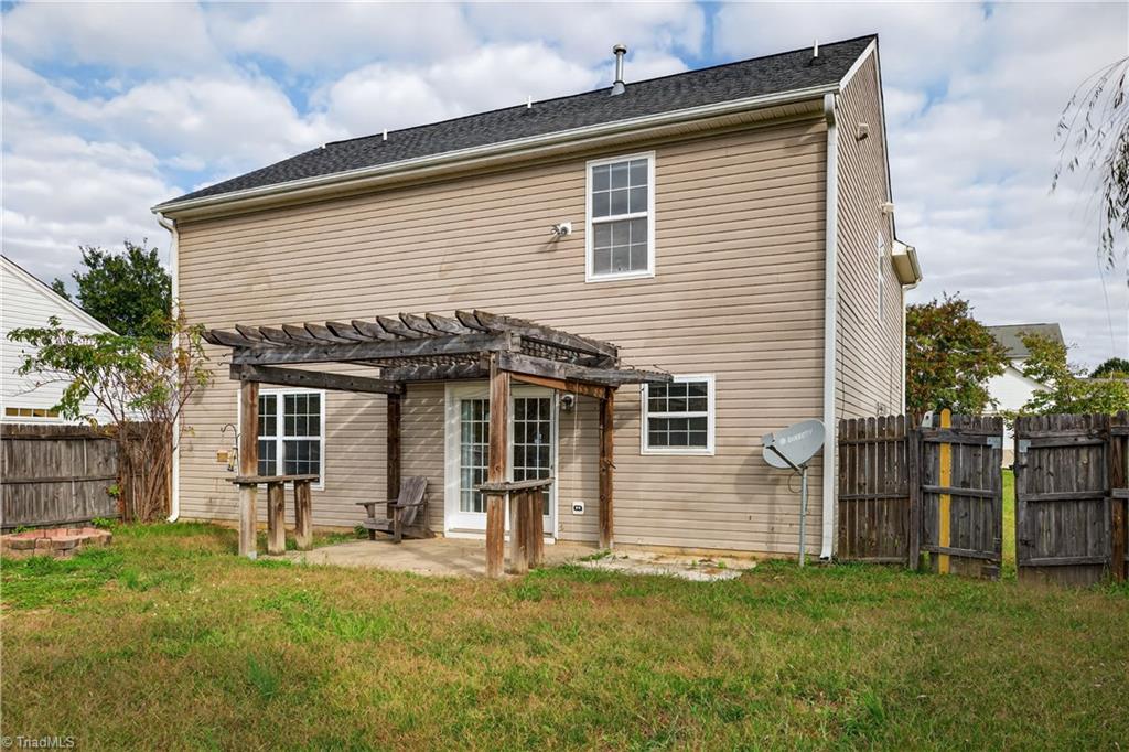 main property photo 30