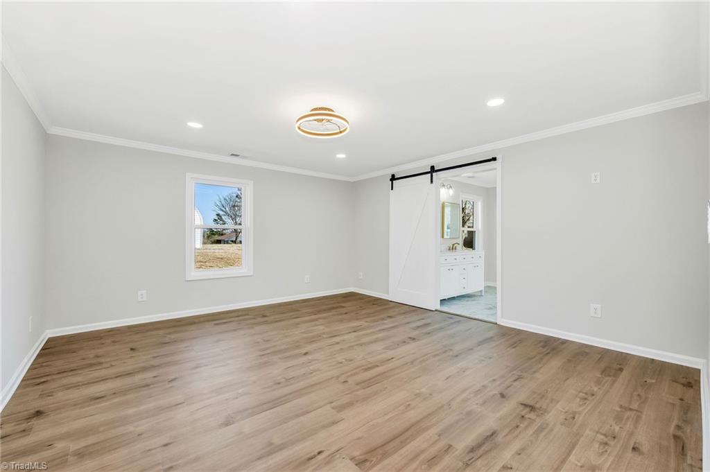 property viewer photo 21