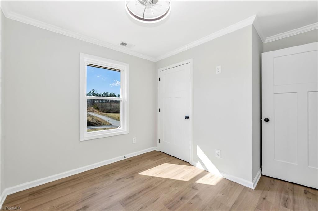 property viewer photo 32