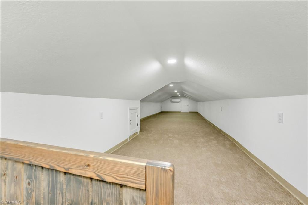 property viewer photo 37