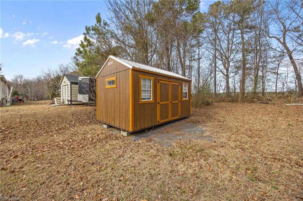 main property photo 16