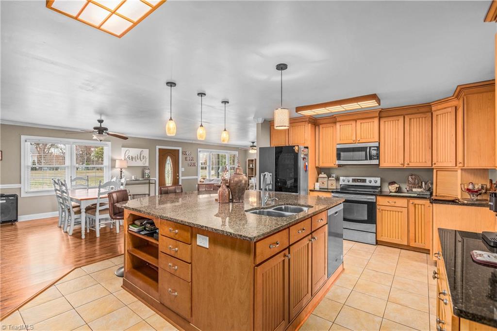 property viewer photo 11