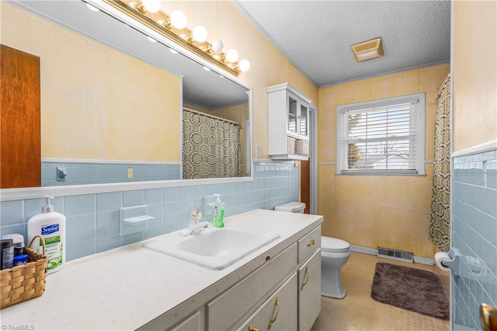 property viewer photo 16