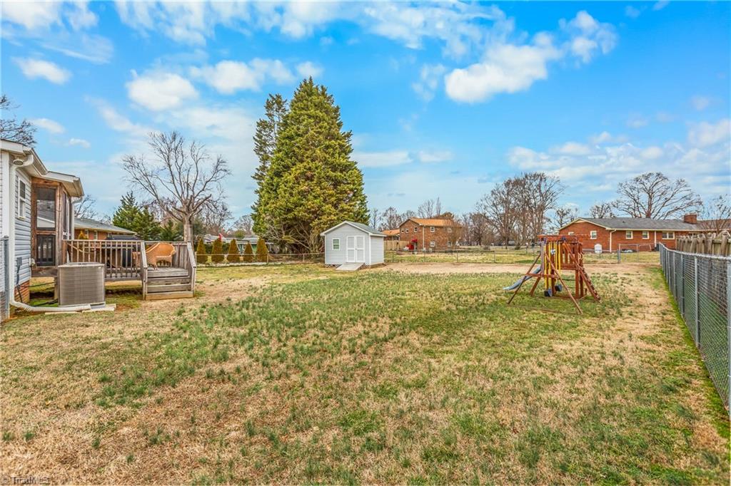 property viewer photo 30
