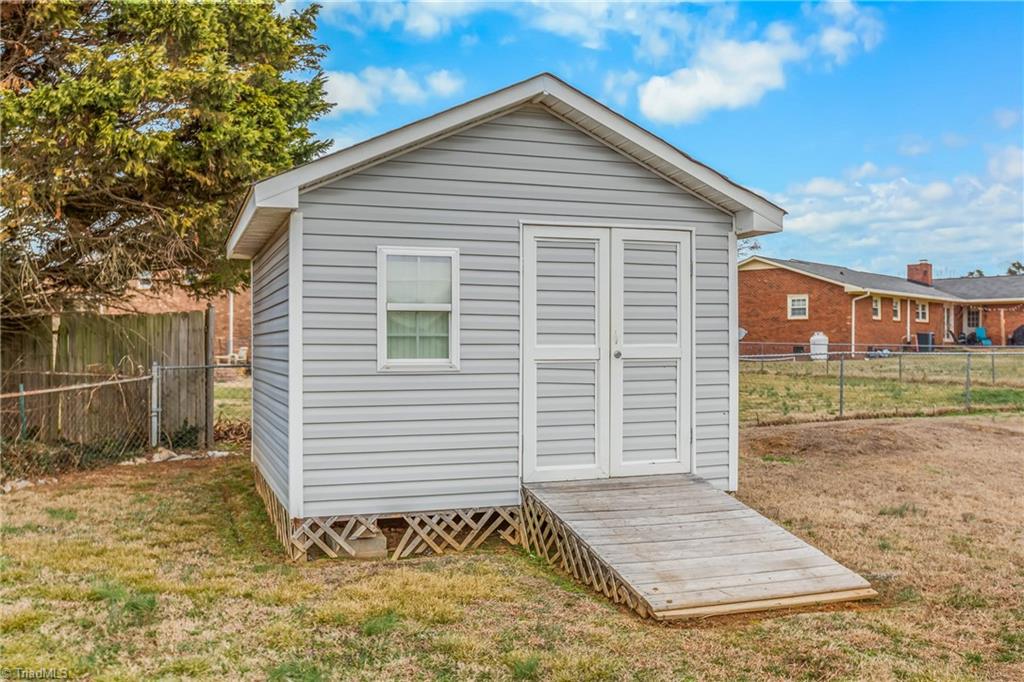 property viewer photo 32