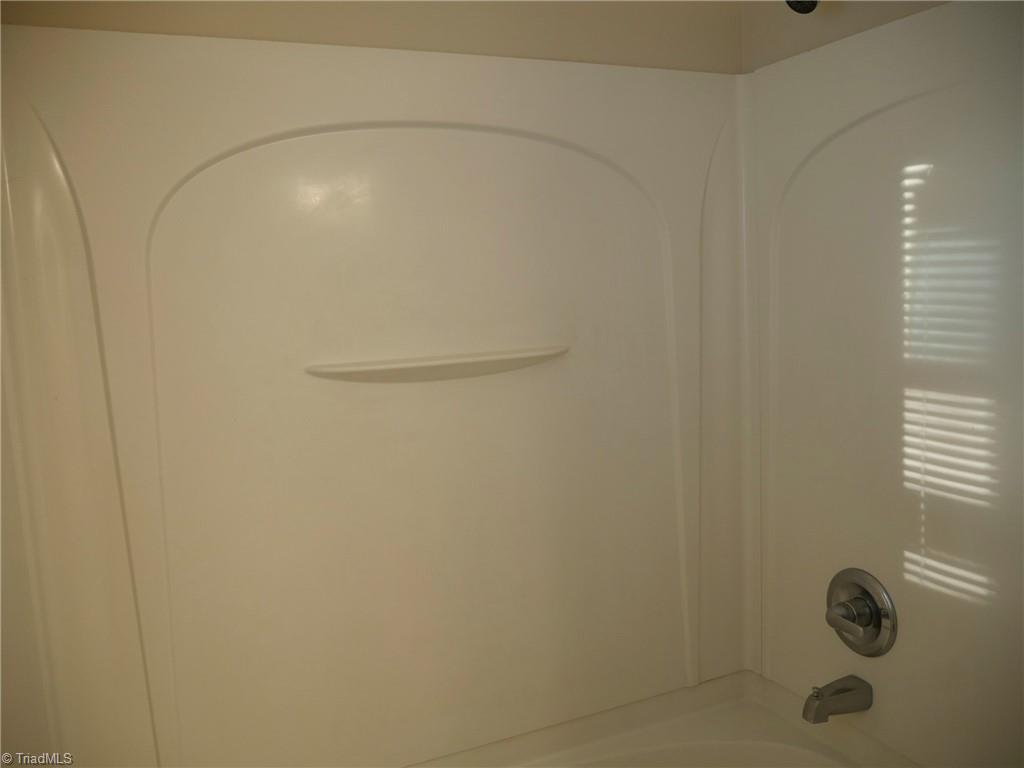 property viewer photo 10