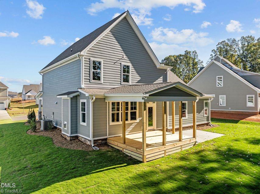 main property photo 23