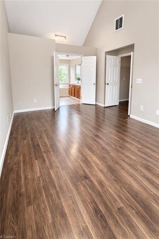 property viewer photo 10