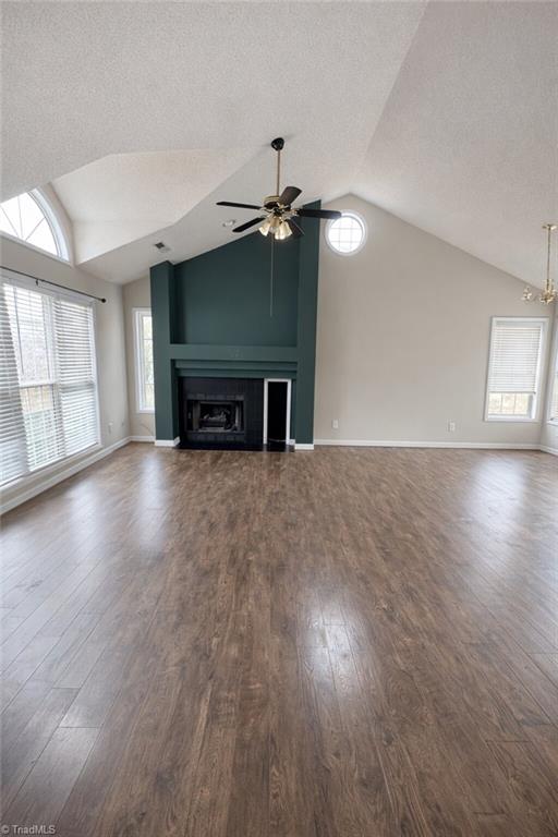 property viewer photo 4