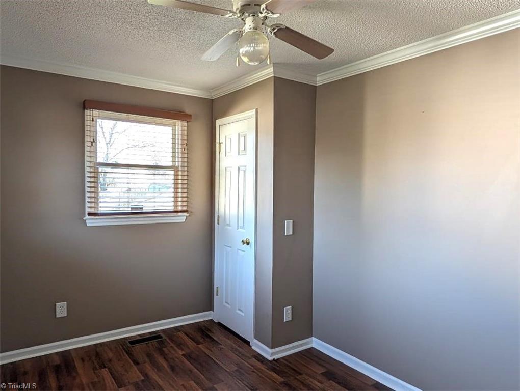 property viewer photo 12