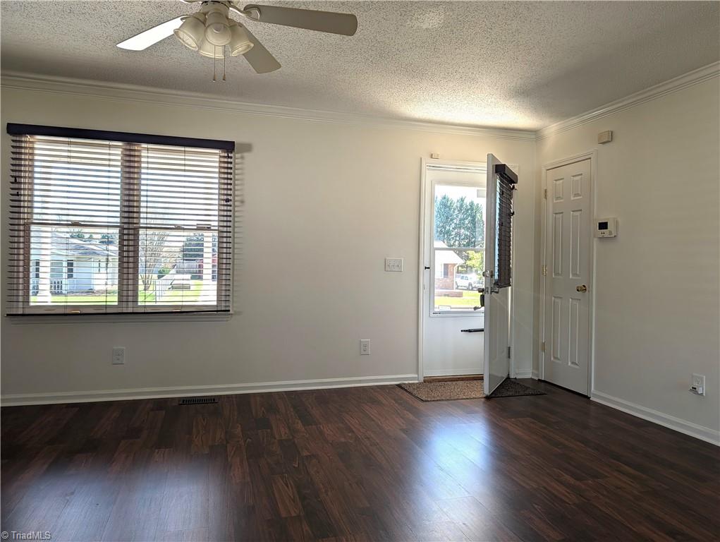 property viewer photo 2