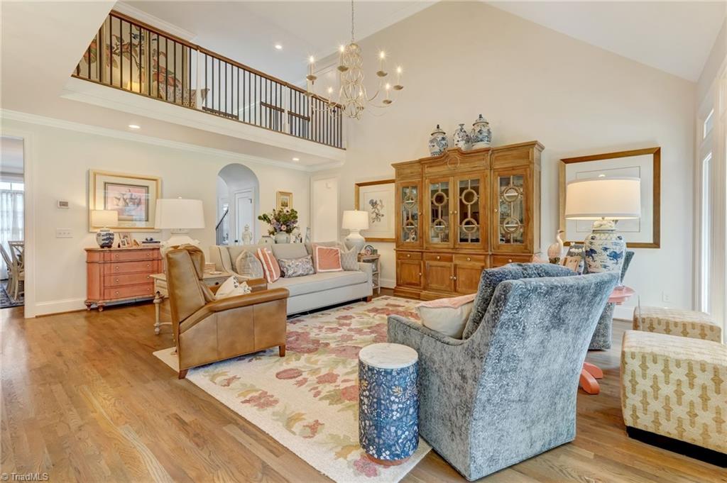 property viewer photo 14