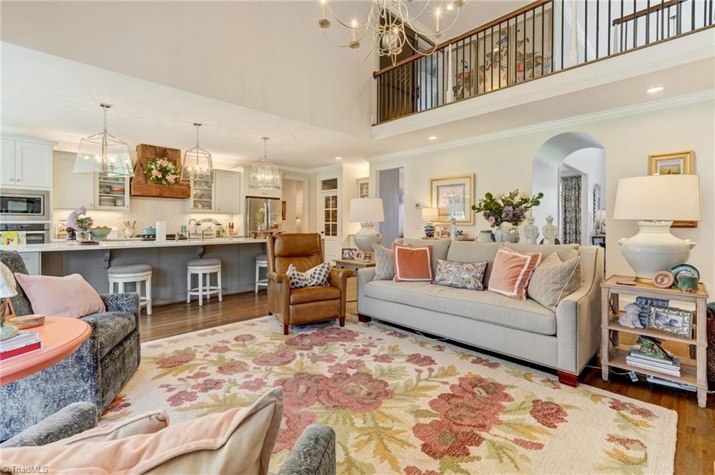 property viewer photo 15