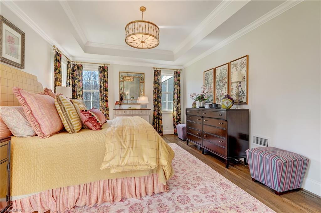 property viewer photo 23