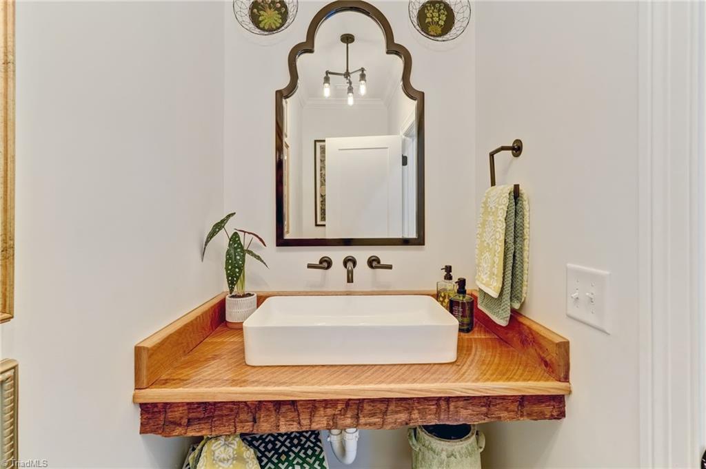 property viewer photo 30